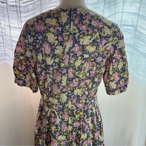 Vintage Laura Ashley Floral Dress - Picture 5 of 7